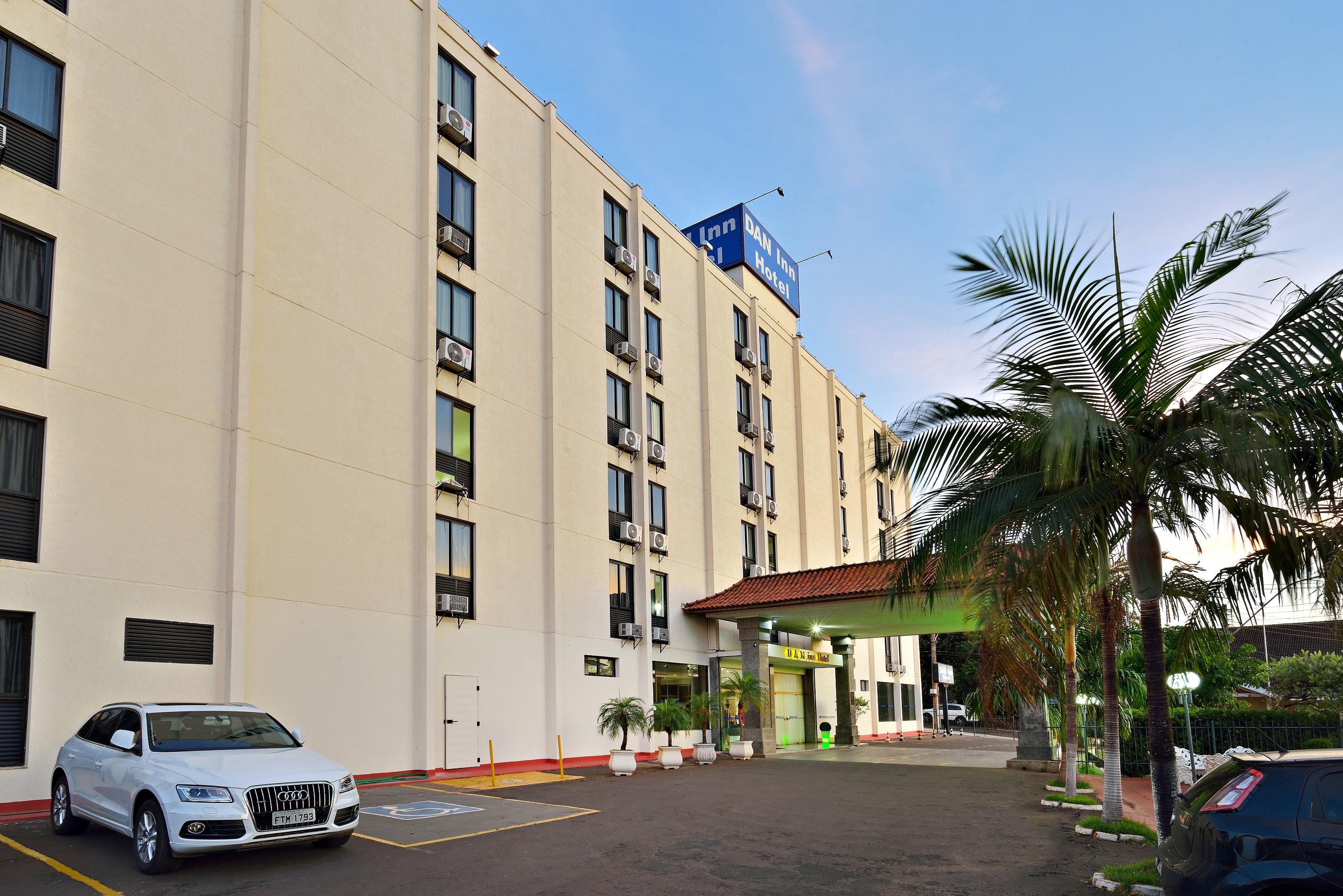 Hotel Dan Inn Araraquara By Nacional Inn Buitenkant foto